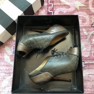 L.A.M.B Blklea Leather Booties Size 7